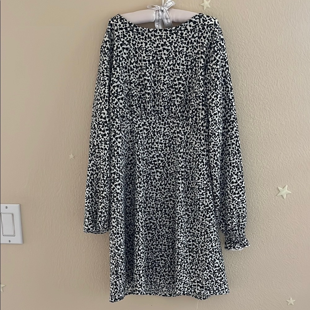 Art Class Black and White Bishop Sleeve Sweater Dress